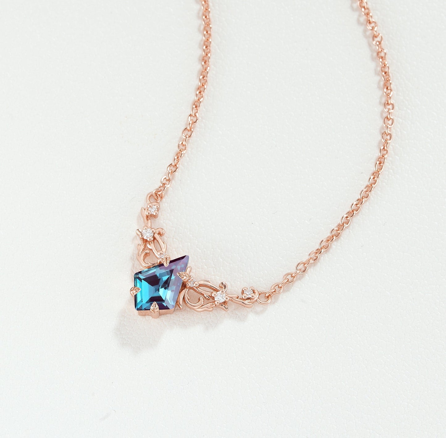 Nature Inspired Kite Cut Alexandrite Necklace