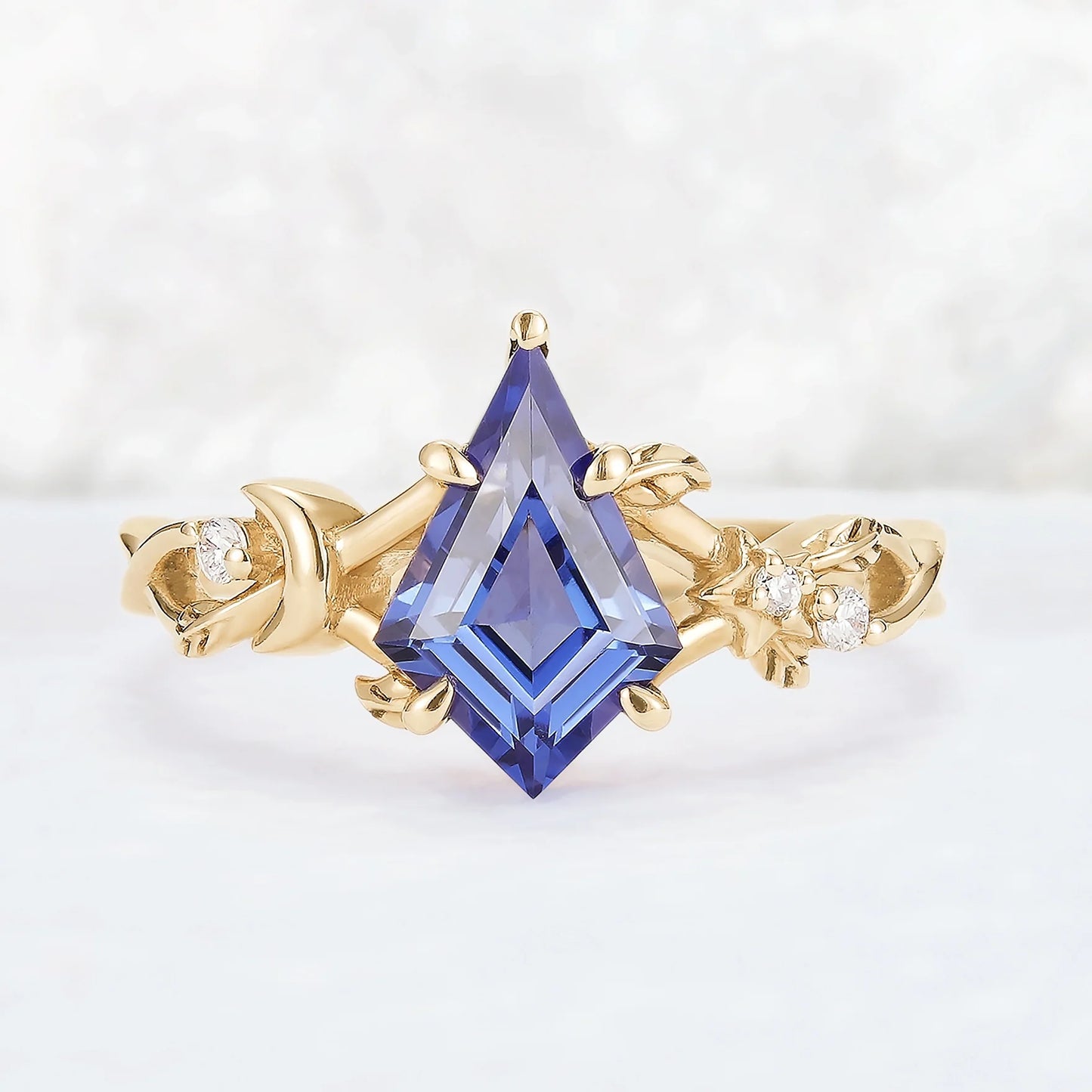 Moonbranch | Kite Cut Cornflower Sapphire Gemstone Ring
