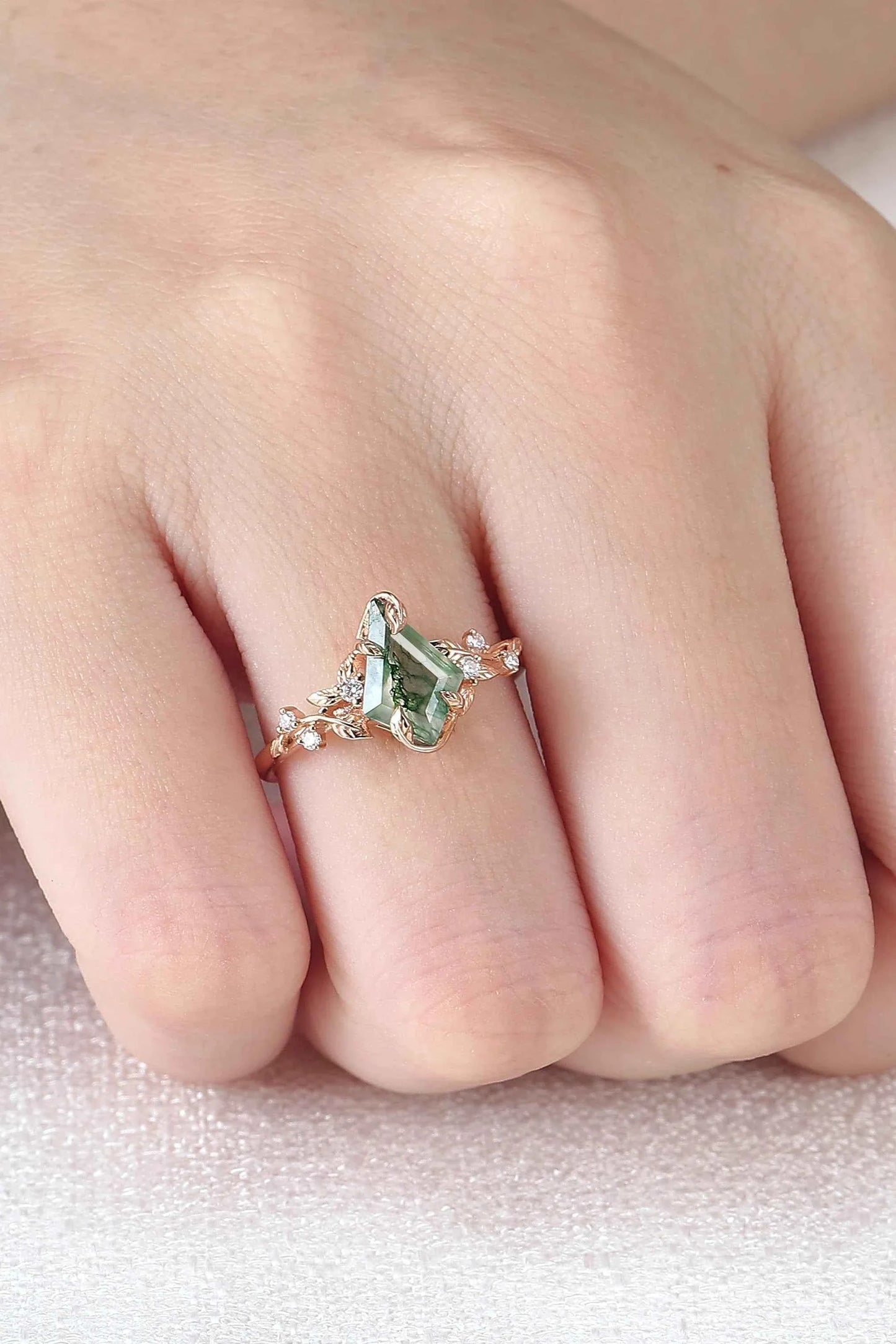 Nature Inspired Leaf Intertwined Design Moss Agate Ring