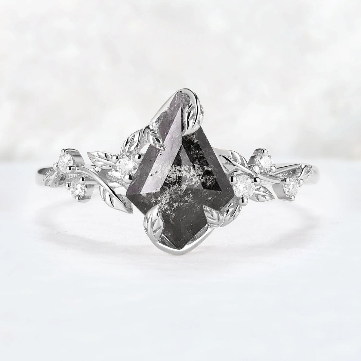 Nature Inspired Leaf Intertwined Design Salt and Pepper Crystal Ring