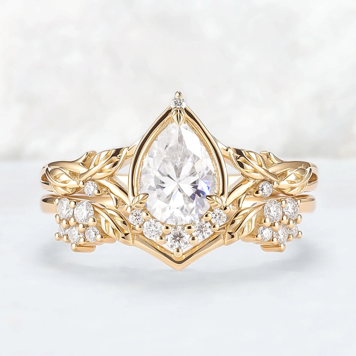 Nature Inspired Pear Cut Moissanite Leaves Gemstone Ring Set 2pcs