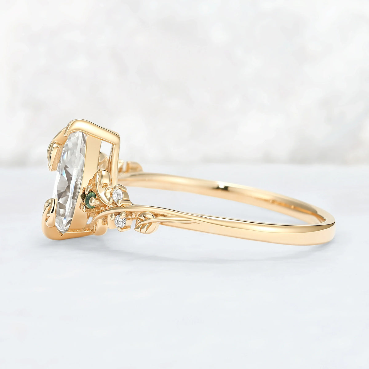 Nature Leaf Intertwined Design Pear Cut Moissanite Engagement Ring Set 2pcs