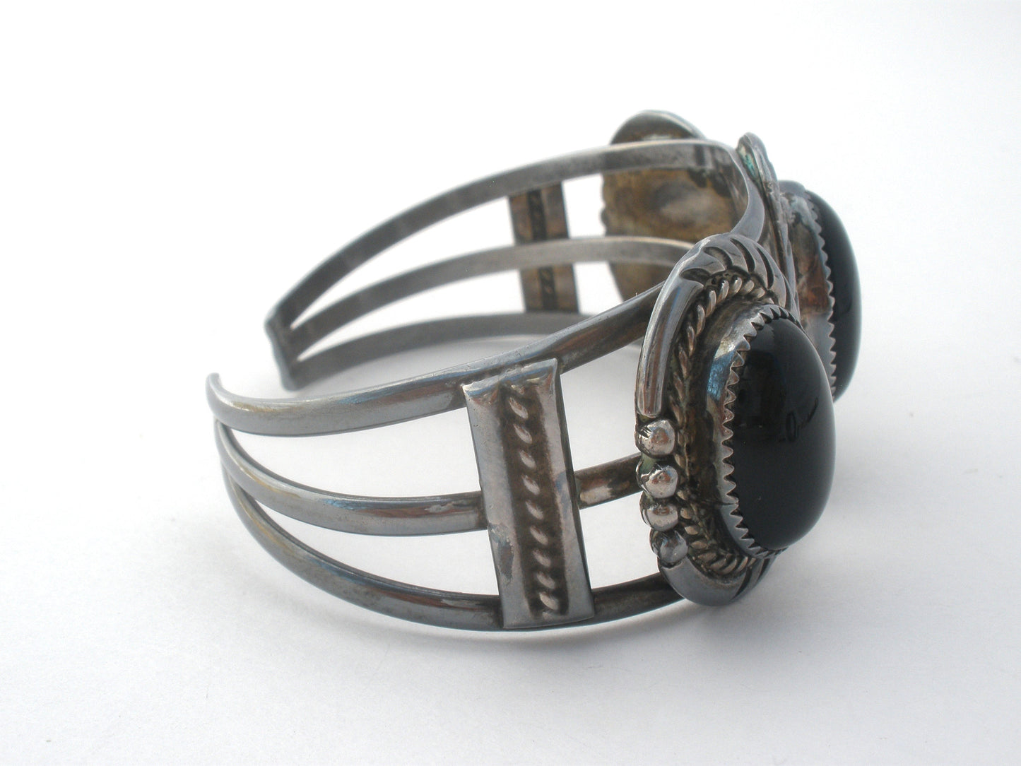 Navajo Black Onyx Cuff Bracelet Sterling Silver Vintage