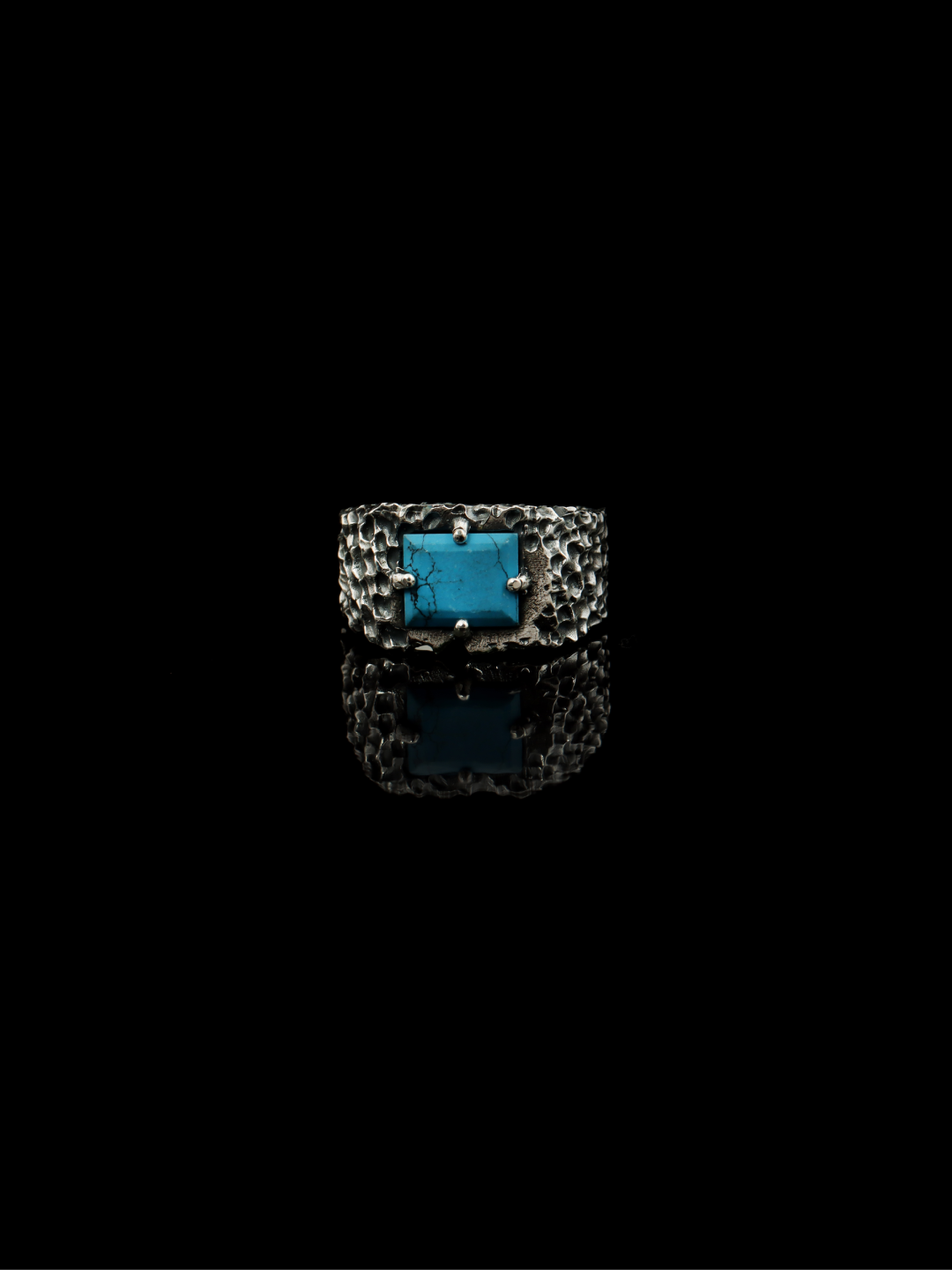 Turquoise Vein Forge Ring – 925 Sterling Silver
