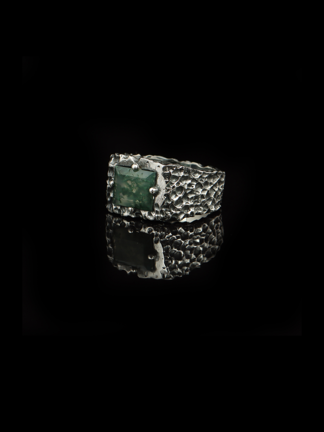Moss Agate Forge Ring – 925 Sterling Silver