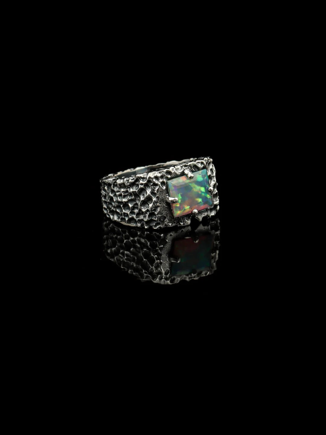 Ethiopian Opal Forge Ring – 925 Sterling Silver