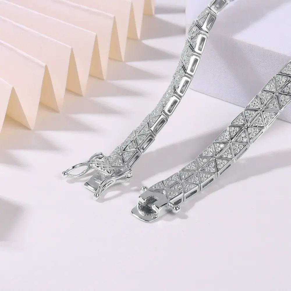 Chic round cut moissanite bracelet, rhodium plated, 925 sterling silver