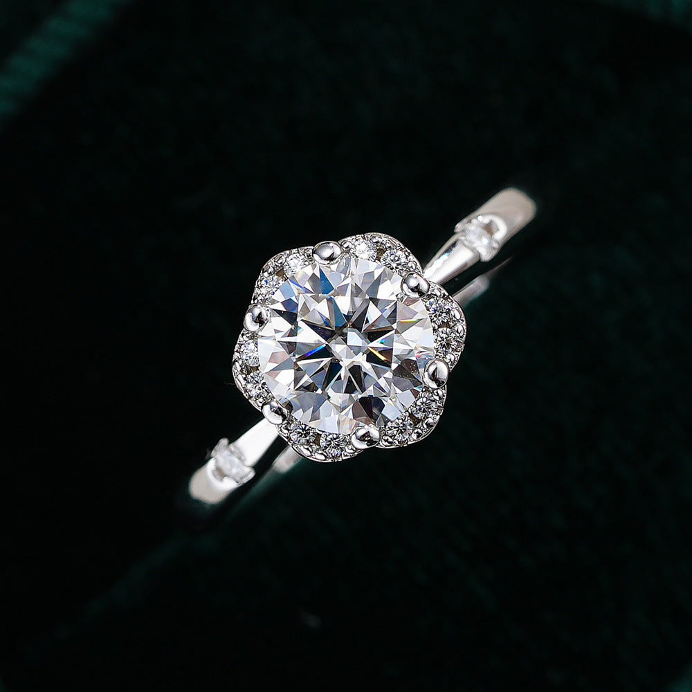 Flower Design 1.0ct Moissanite Engagement Ring