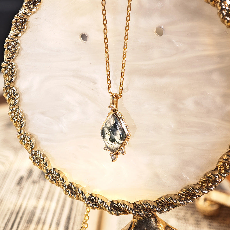 Kite Cut Moss Agate Nature Vintage Necklace - ‘Hazel’