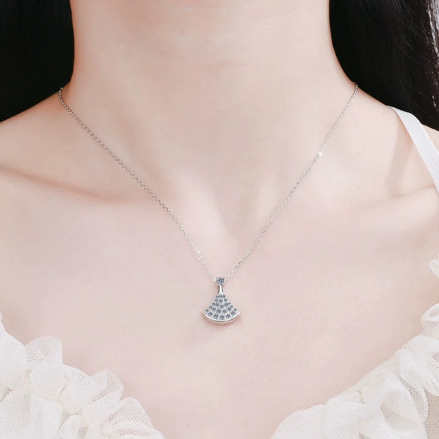 Moissanite Round Cut Fan 925 Sterling Silver Necklace