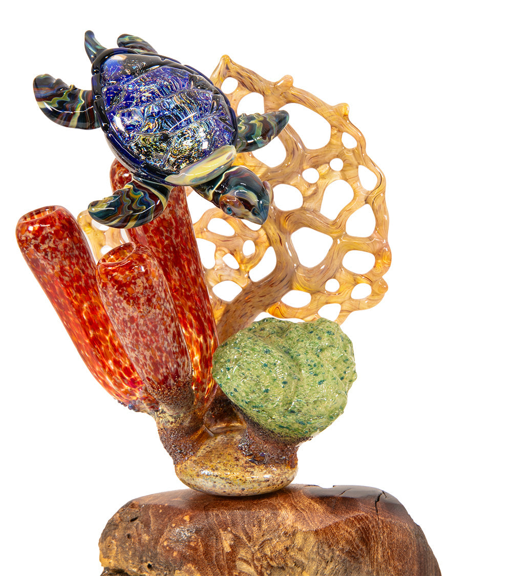 Glass "Coral Cluster with Honu" by Luke Olsen