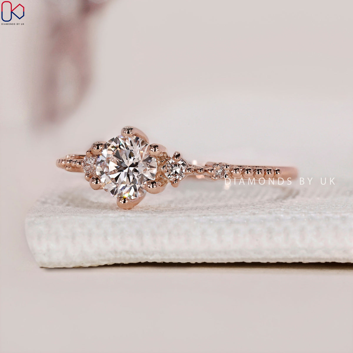 Vintage Diamond Engagement Ring - Round Diamond