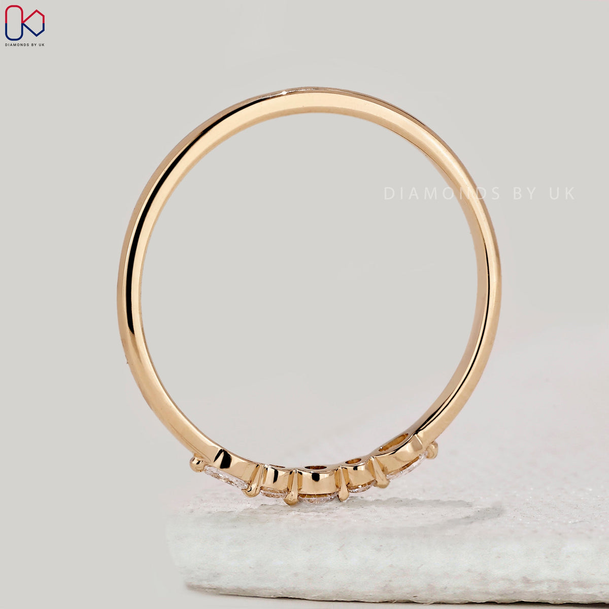 5 Stone Oval and Round Diamond Wedding Band