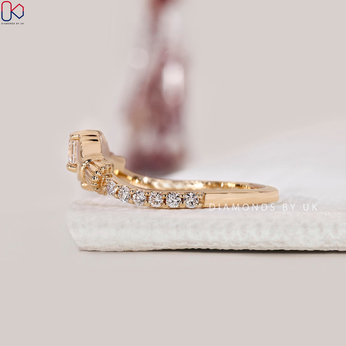 Asscher Cut Gold Claddagh Ring