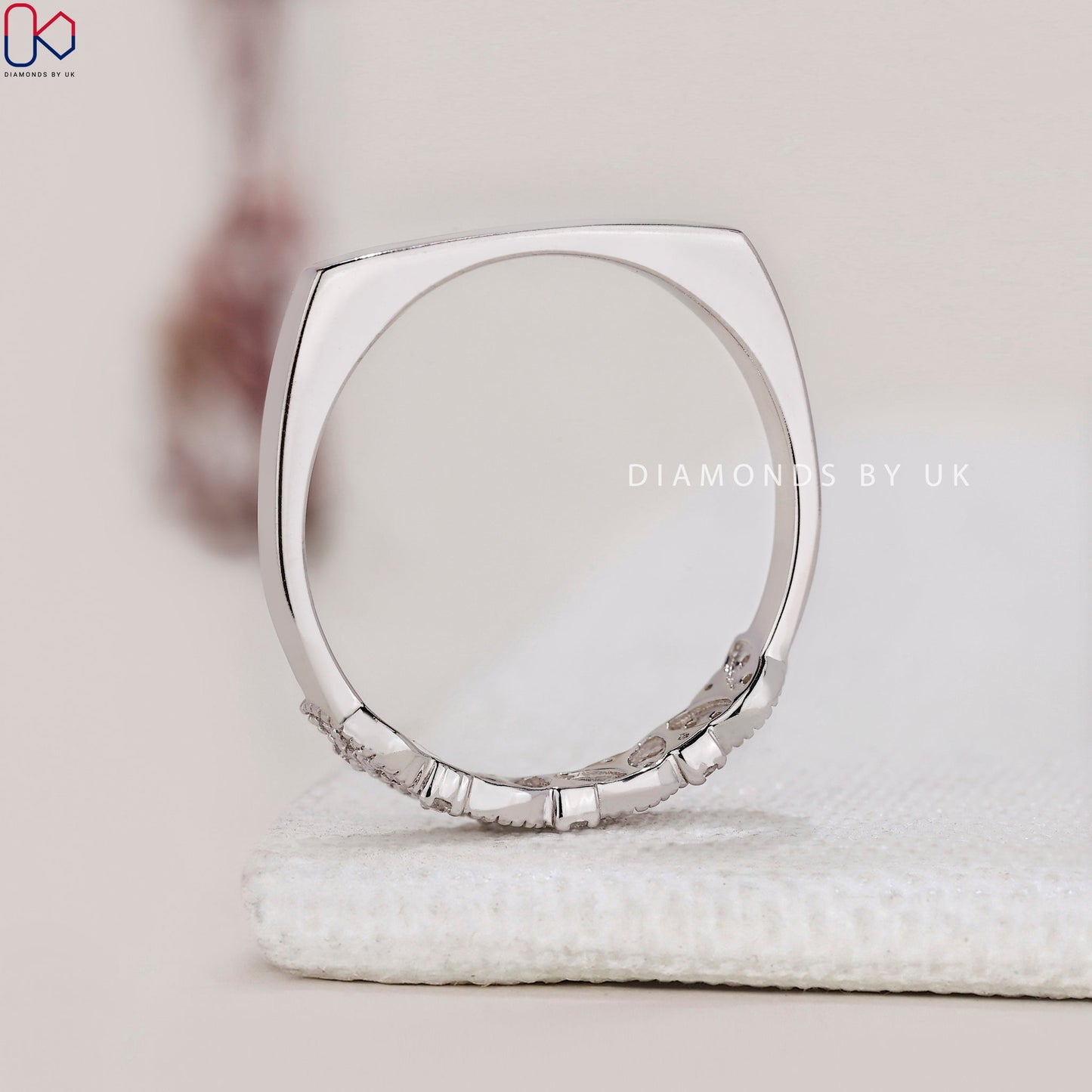Marquise Shape Outline Milgrain Wedding Band