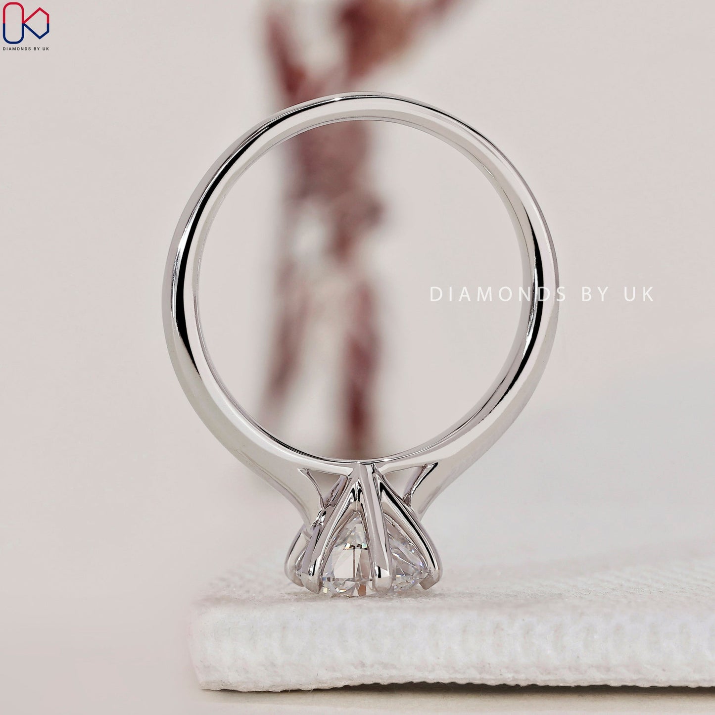Round Solitaire Engagement Ring- White Gold