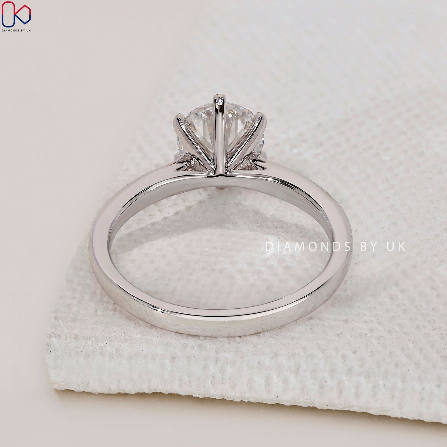 Round Solitaire Engagement Ring- White Gold