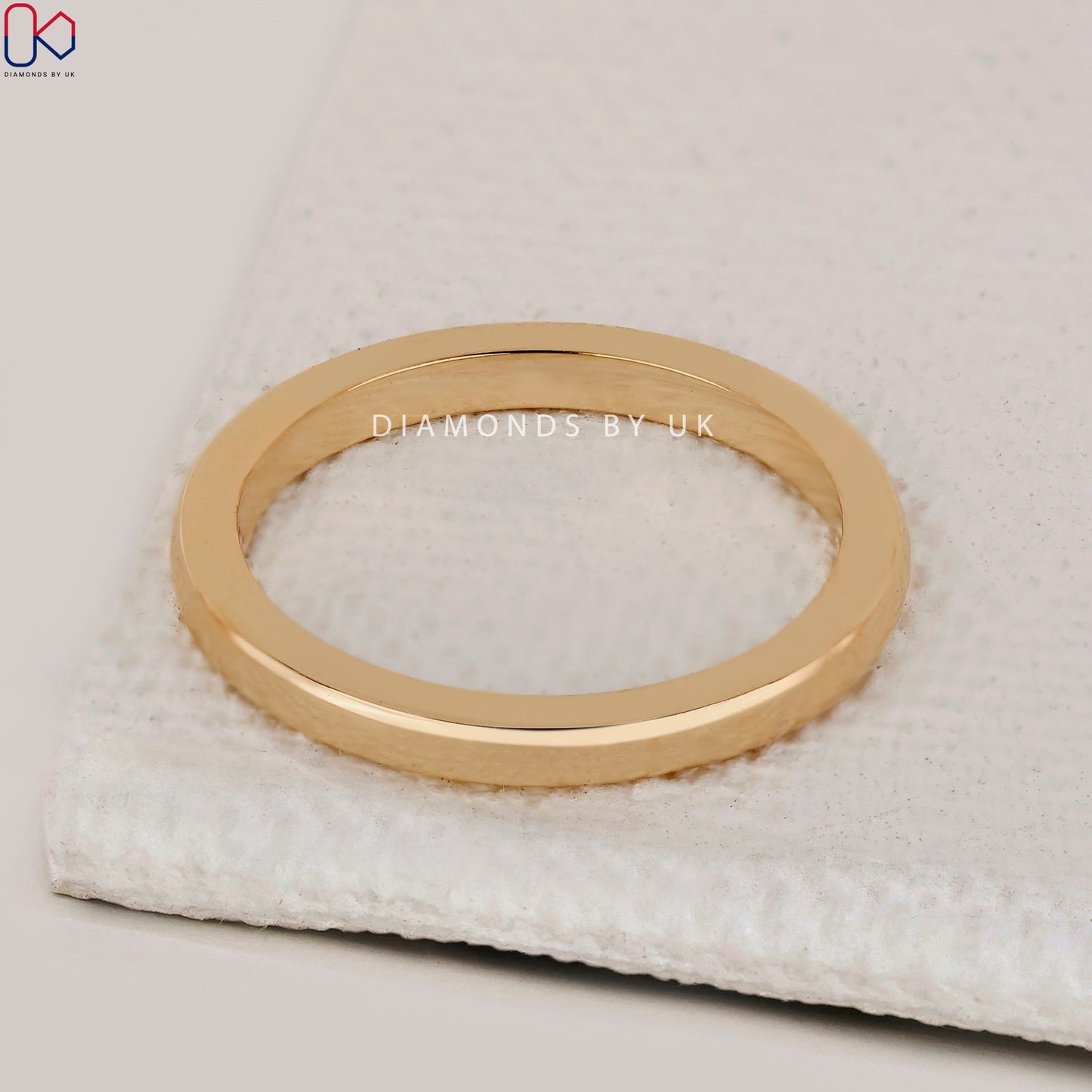 Plain Wedding Band In Yellow Gold