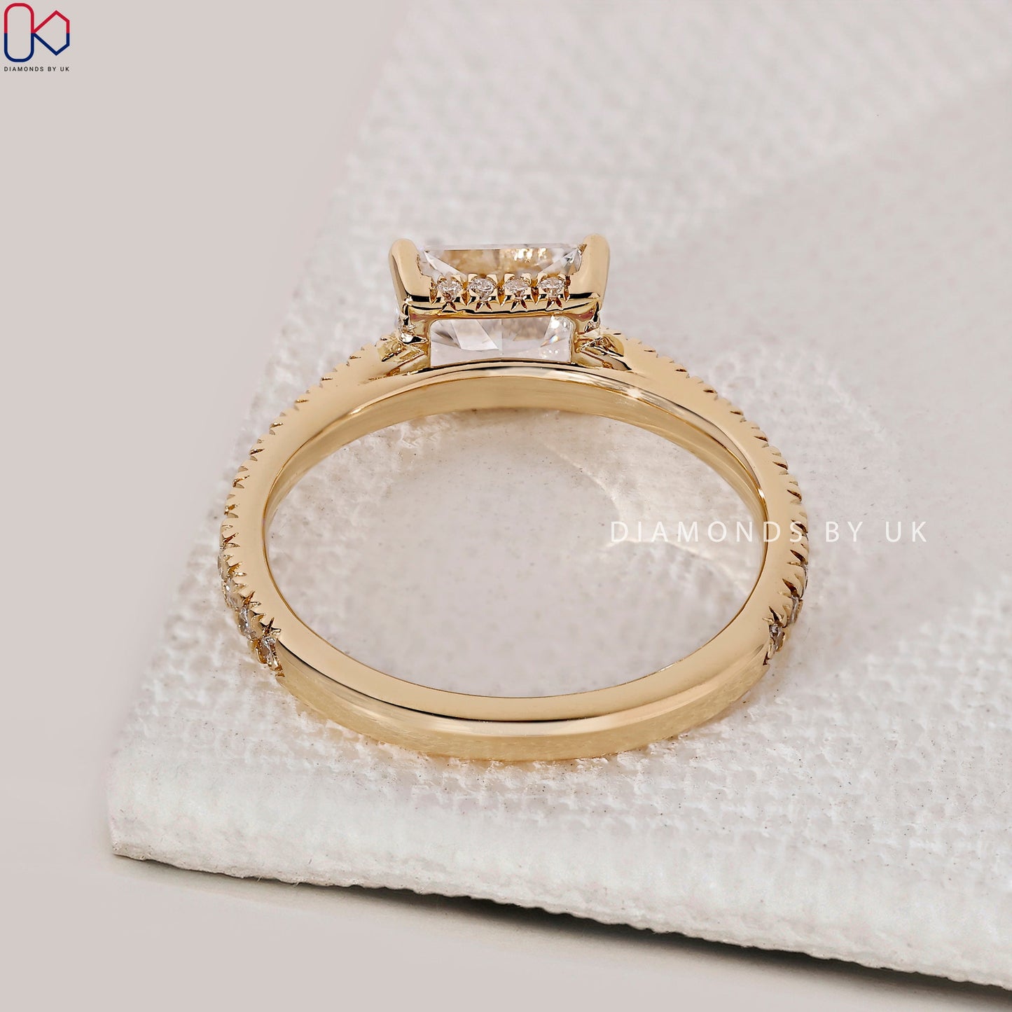Hidden Halo Radiant Cut Ring in Yellow Gold