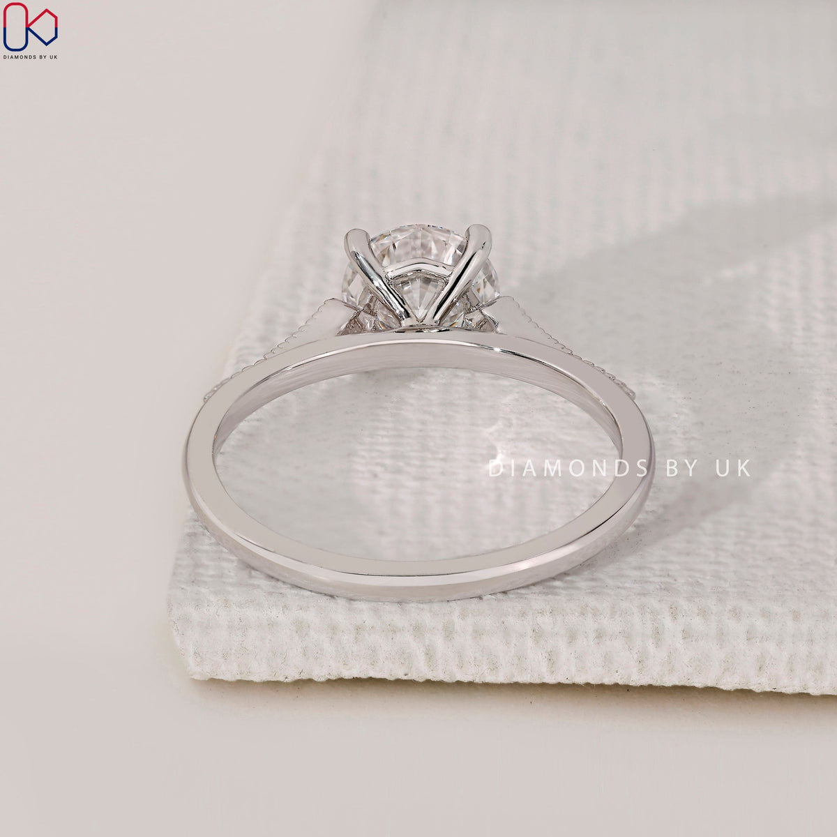 Round Diamond Engagement Ring In Milgrain Setting