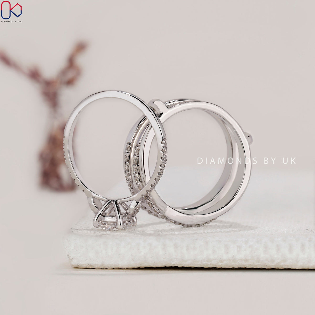 Round Cut Bridal Set in White Gold UKBS0037