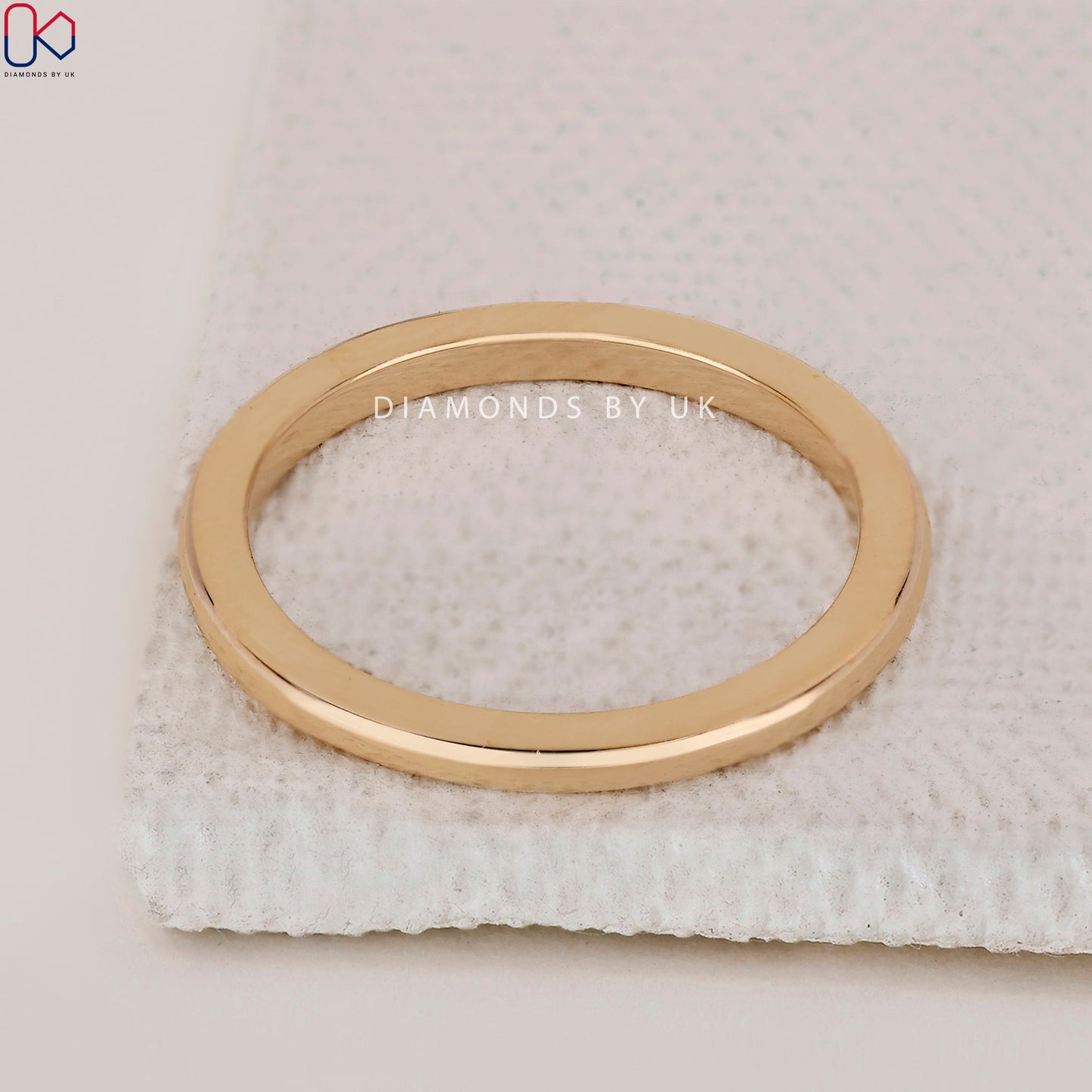 Comfort Fit Band In Yellow Gold