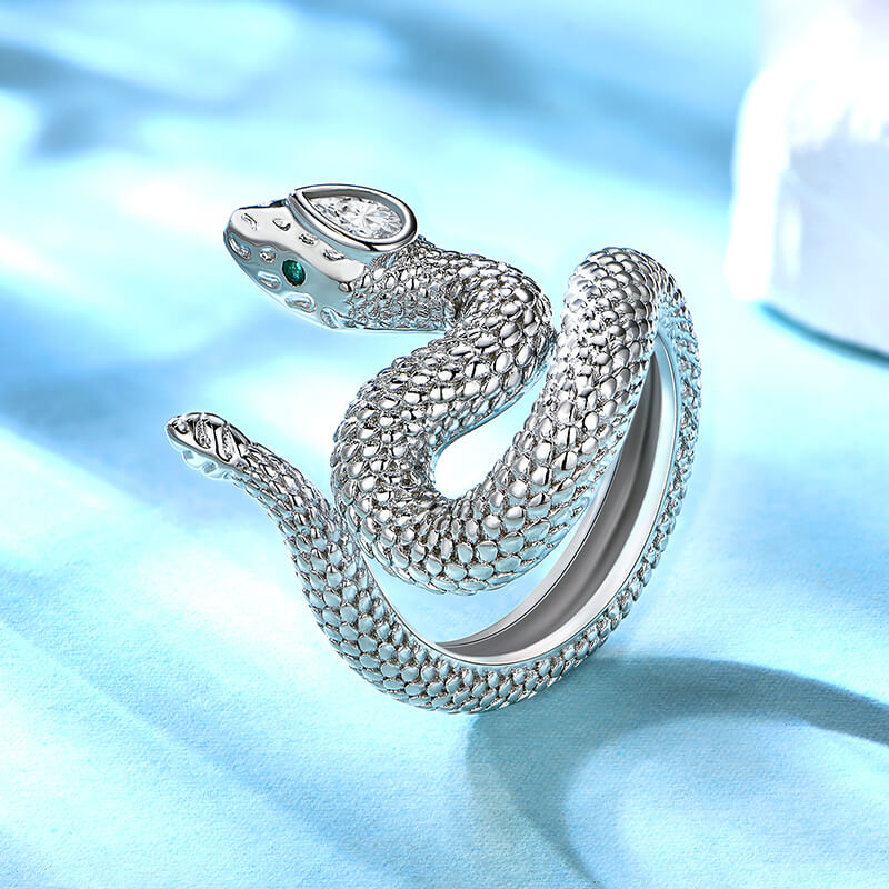 Pear Bezel Moissanite Snake Shape Wedding Band Ring