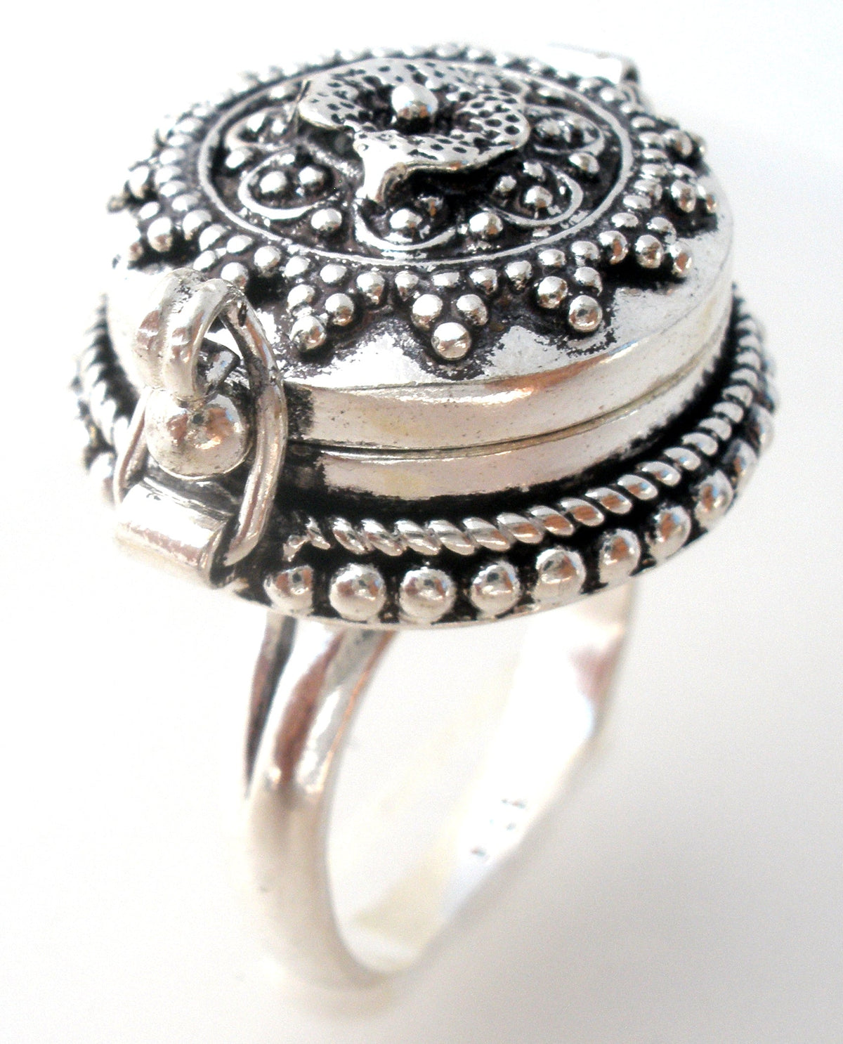 Poison Ring Sterling Silver Size 8.5