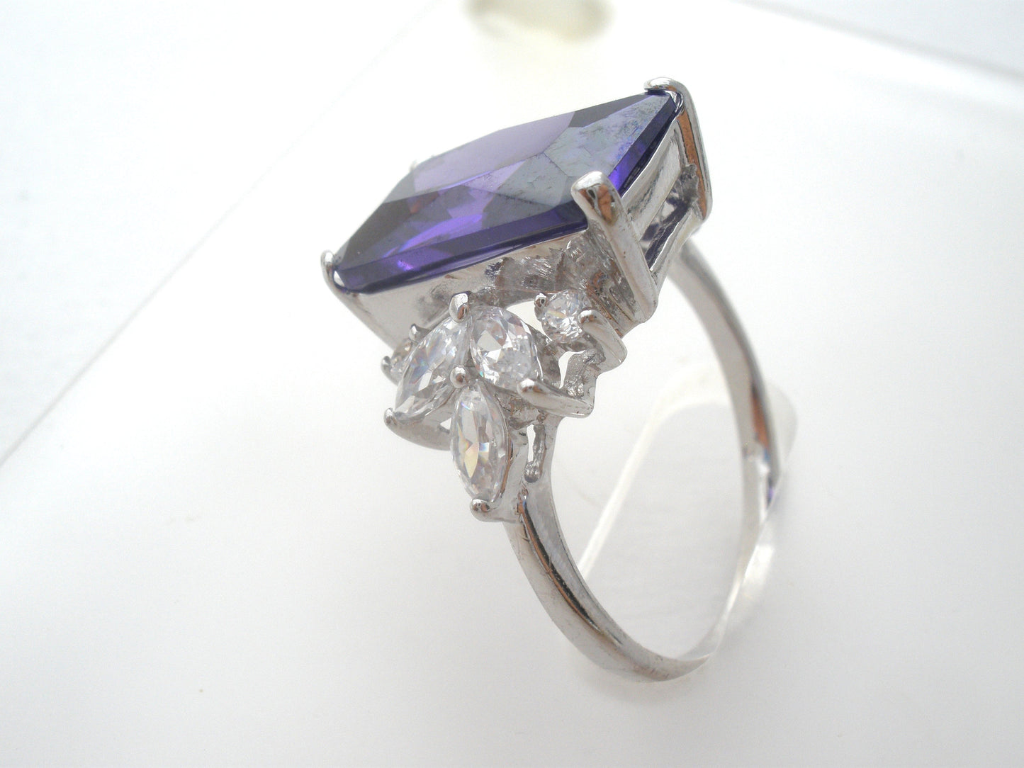 Statement Purple Cubic Zirconia Ring Size 8