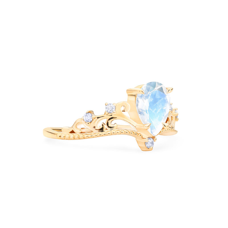 [Veronica] Vintage Crown Pear Enagement Ring in Moonstone