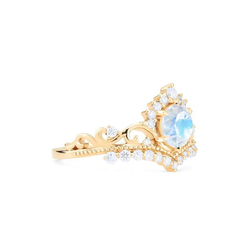 [Theia] Heirloom Crown Engagement Ring in Moonstone