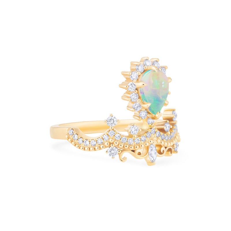 [Angelique] Venetian Crown Chandelier Ring in Australian Opal
