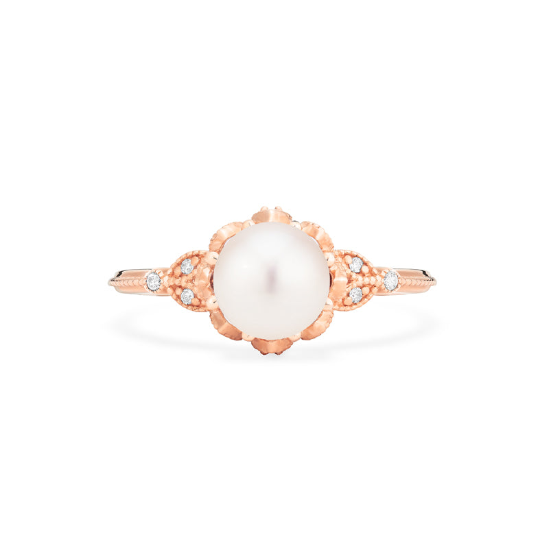 [Evanthe] Vintage Floral Engagement Ring in Akoya Pearl
