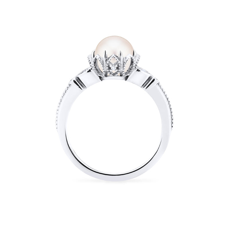 [Evanthe] Vintage Floral Engagement Ring in Akoya Pearl