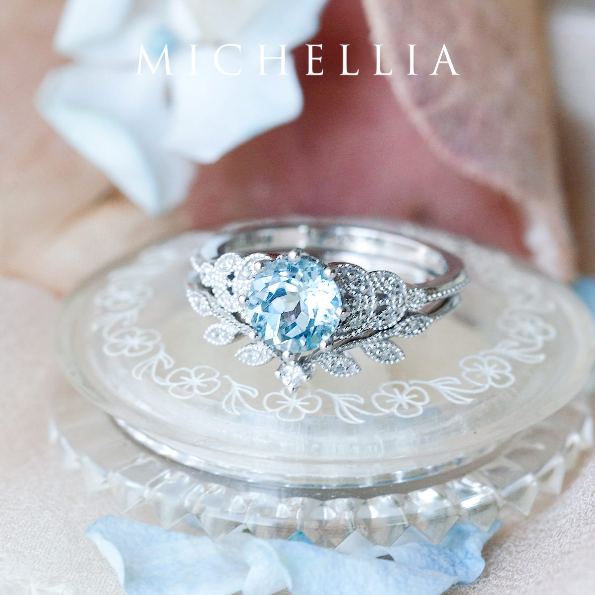 [Kerensa] Classic Floral Engagement Ring in Aquamarine