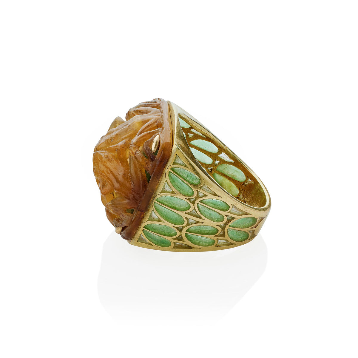 René Lalique Art Nouveau Carved Horn and Plique-à-jour Enamel  "Grenouilles" or Frogs Ring