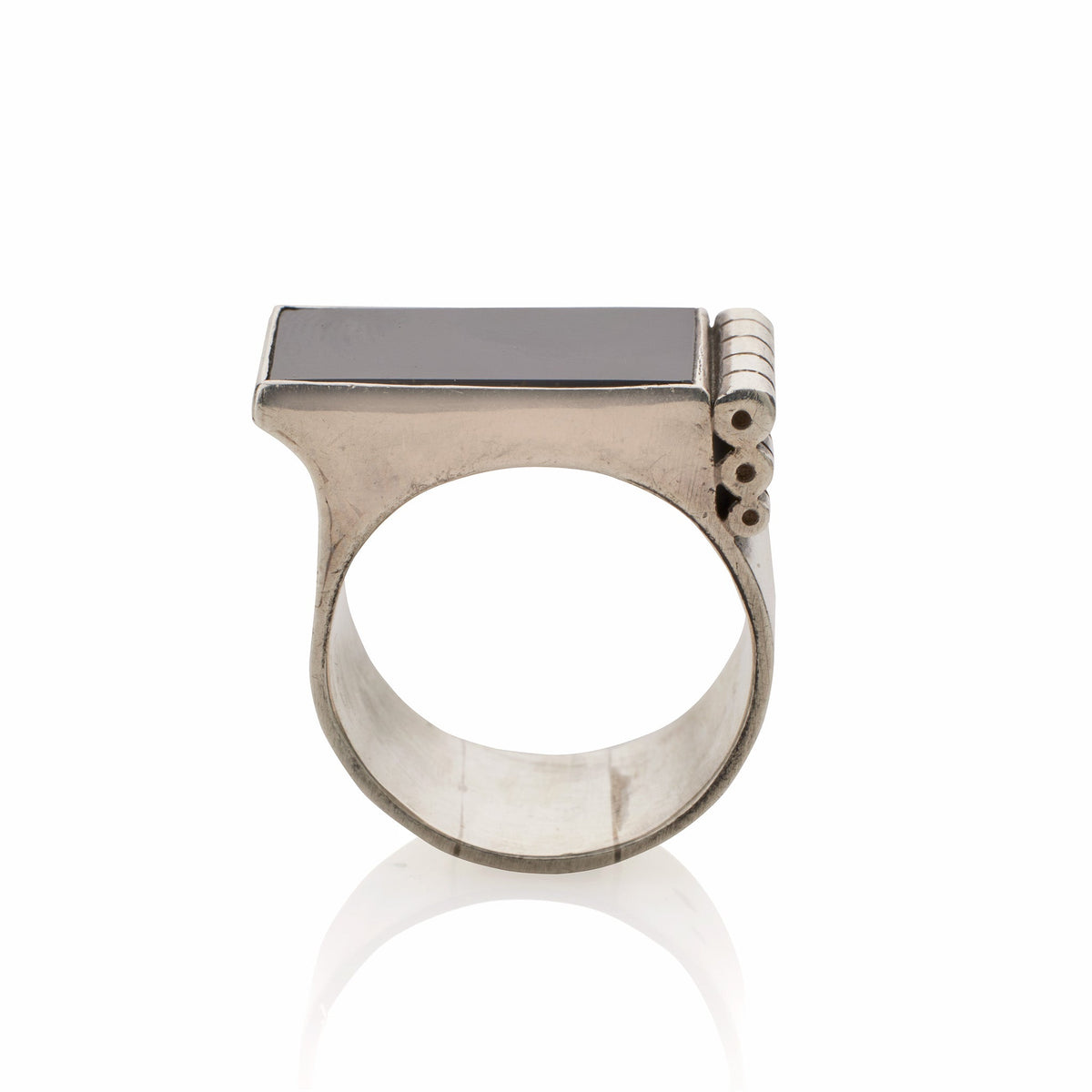 Jean Després Modernist Silver and Onyx "Bijoux Moteurs" Ring