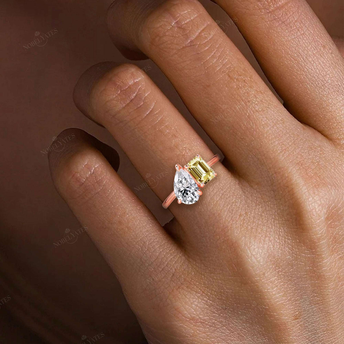 IGI Pear & Emerald Yellow Lab-Grown Diamond Toi et Moi Ring