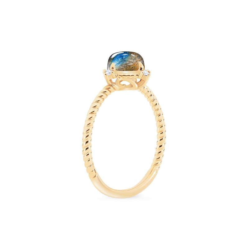 [Stella] Aura of Galaxy Engagement Ring in Labradorite