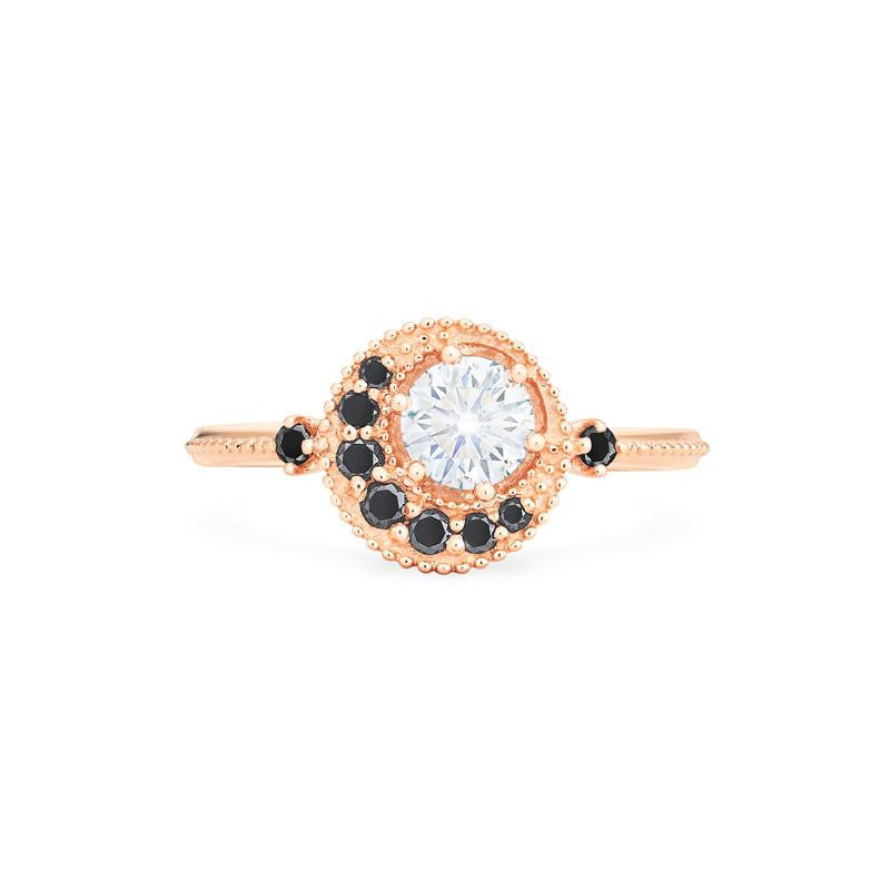 [Luna] Crescent Moon Engagement Ring in Diamond / Moissanite