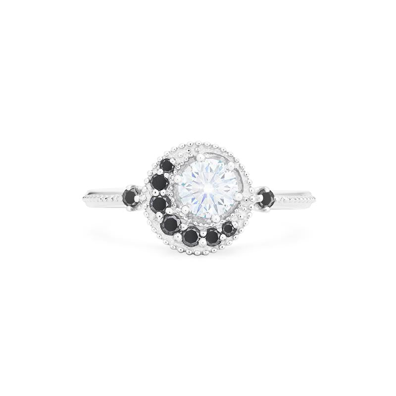 [Luna] Crescent Moon Engagement Ring in Diamond / Moissanite