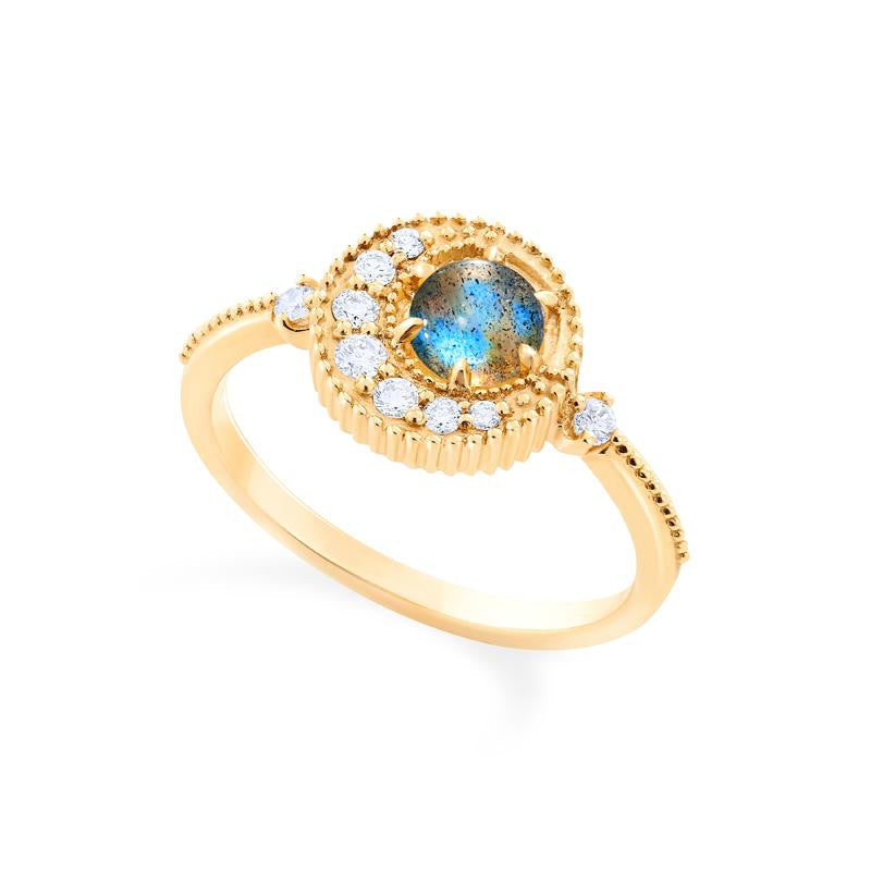 [Luna] Crescent Moon Ring in Labradorite