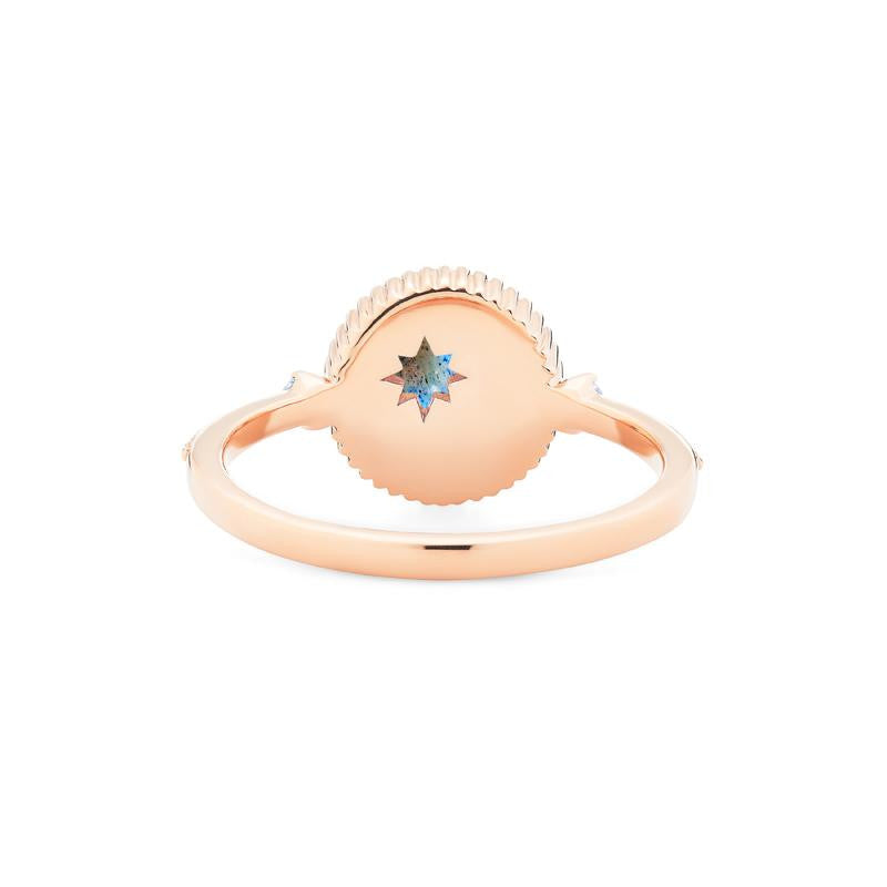 [Luna] Crescent Moon Ring in Labradorite