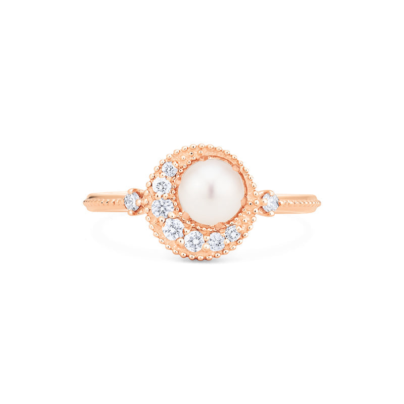 [Luna] Crescent Moon Ring in Akoya Pearl