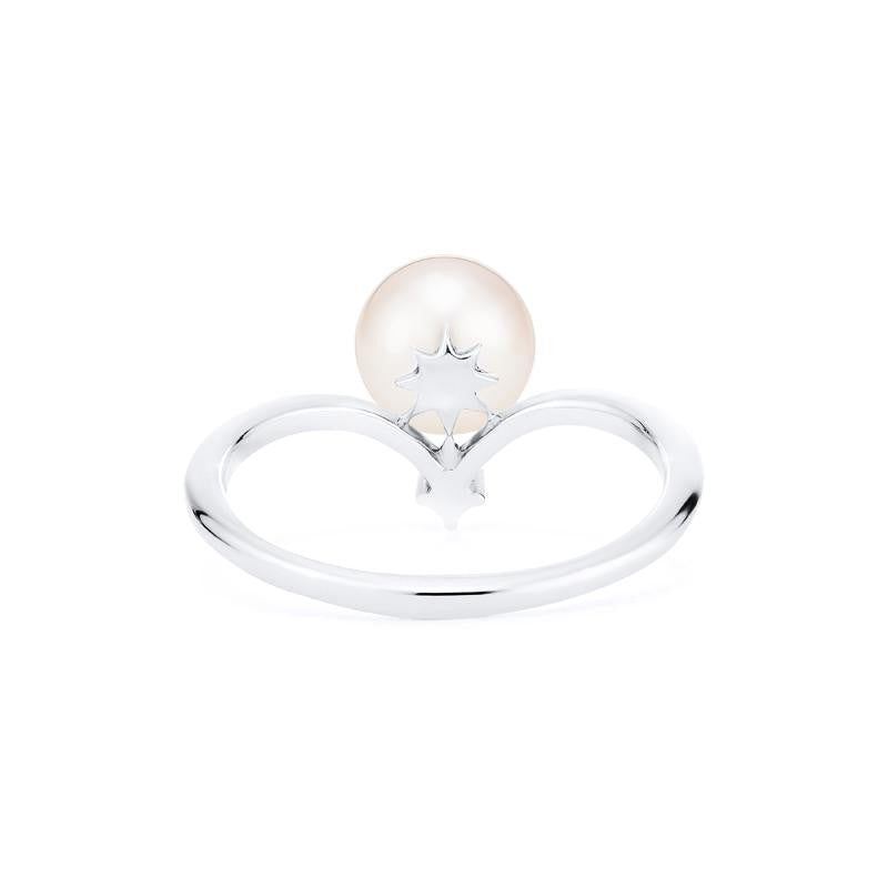 [Aisha] Moonrise Ring in Akoya Pearl