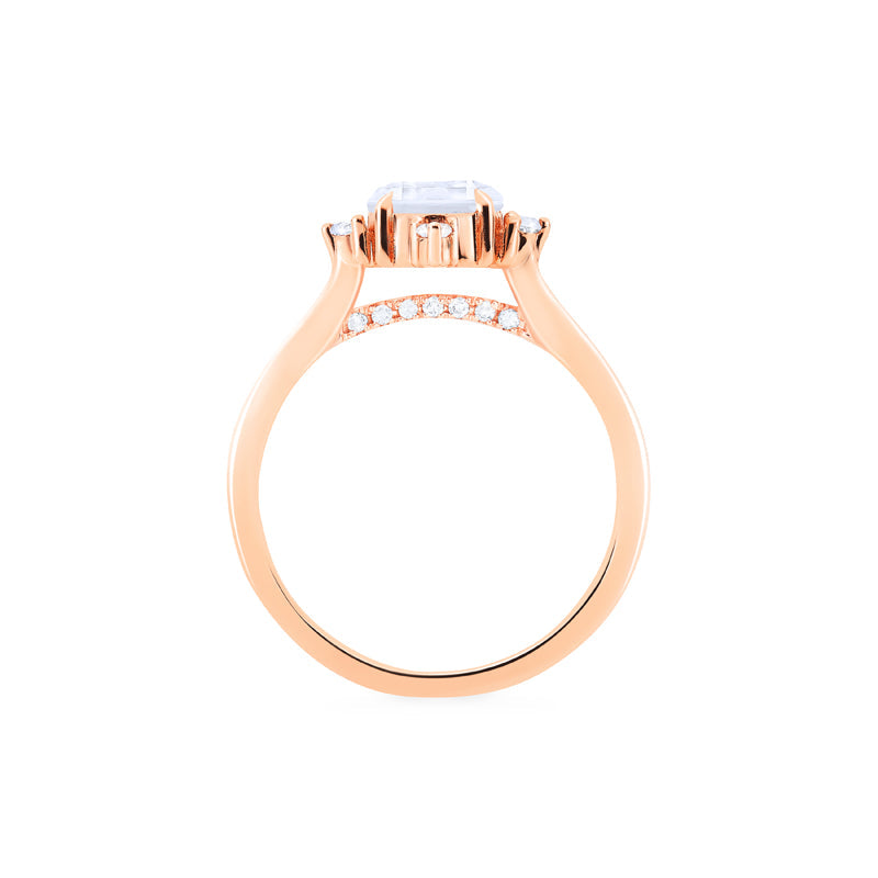 [Polaris] North Star Engagement Ring in Diamond / Moissanite