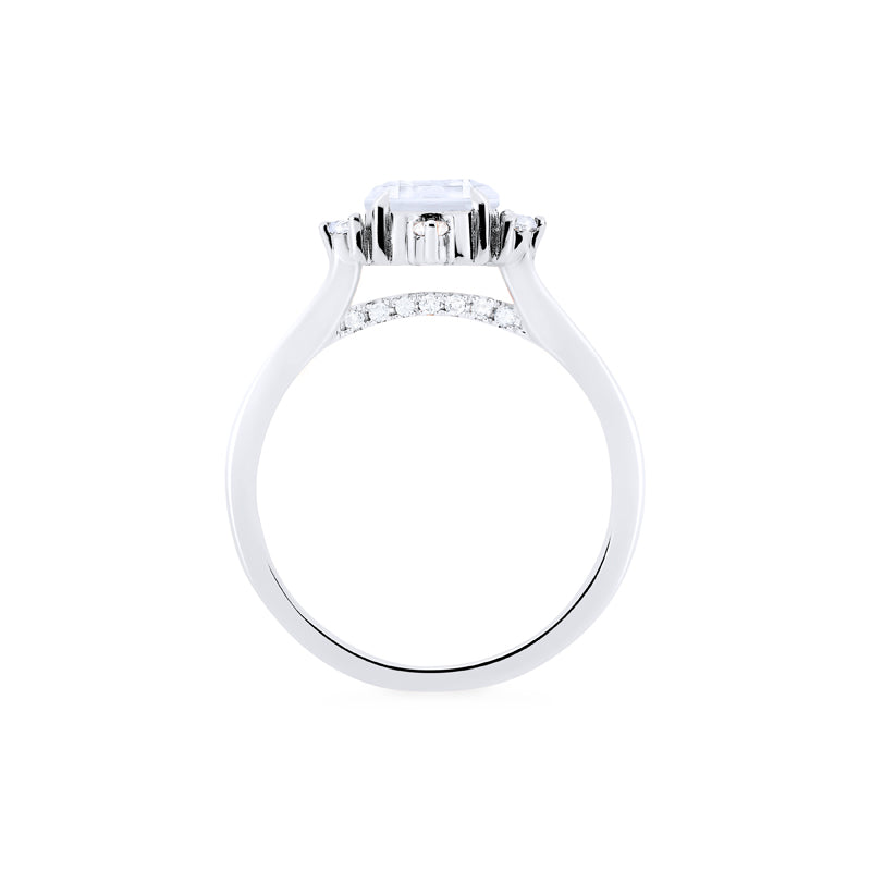 [Polaris] North Star Engagement Ring in Diamond / Moissanite