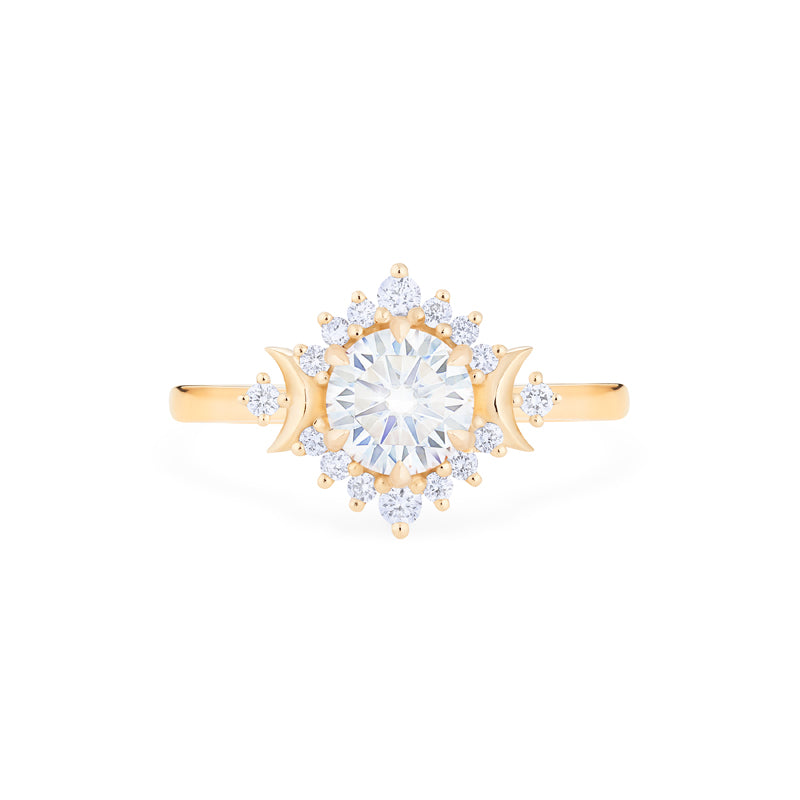 [Selene] Moon Goddess Engagement Ring in Diamond / Moissanite