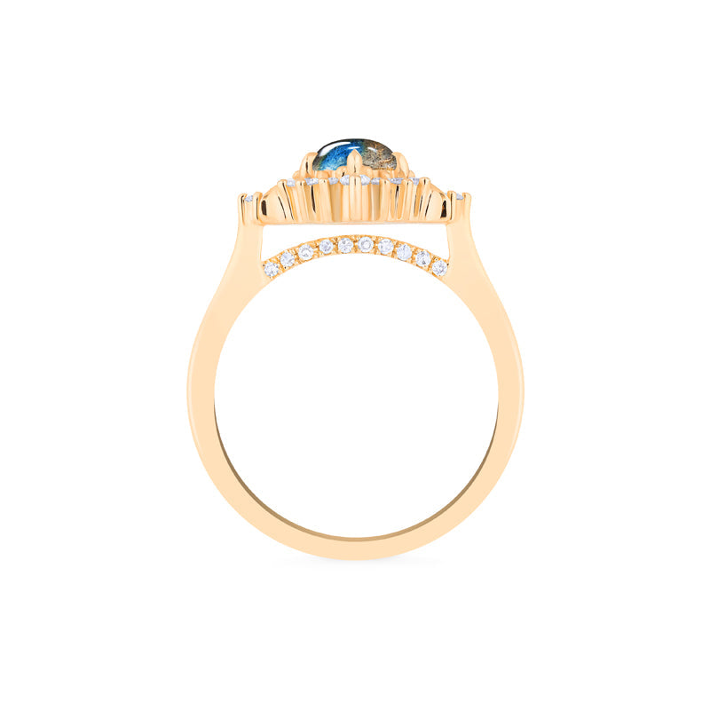 [Selene] Moon Goddess Ring in Labradorite