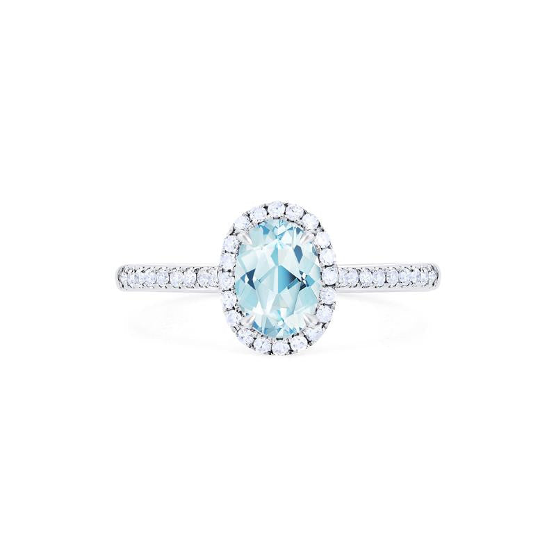 [Lenora] Petite Oval Halo Diamond Ring in Aquamarine